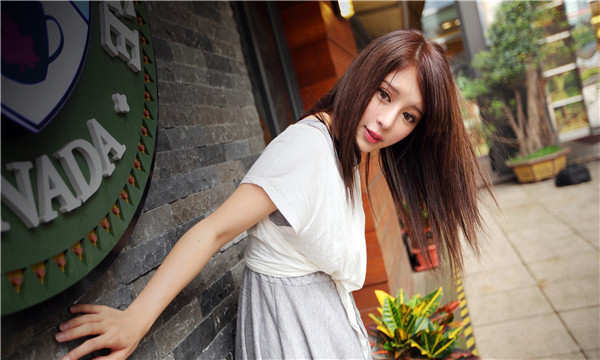 秦都想找一个女性生孩子给报酬-｛找个女人生孩子多少钱｝